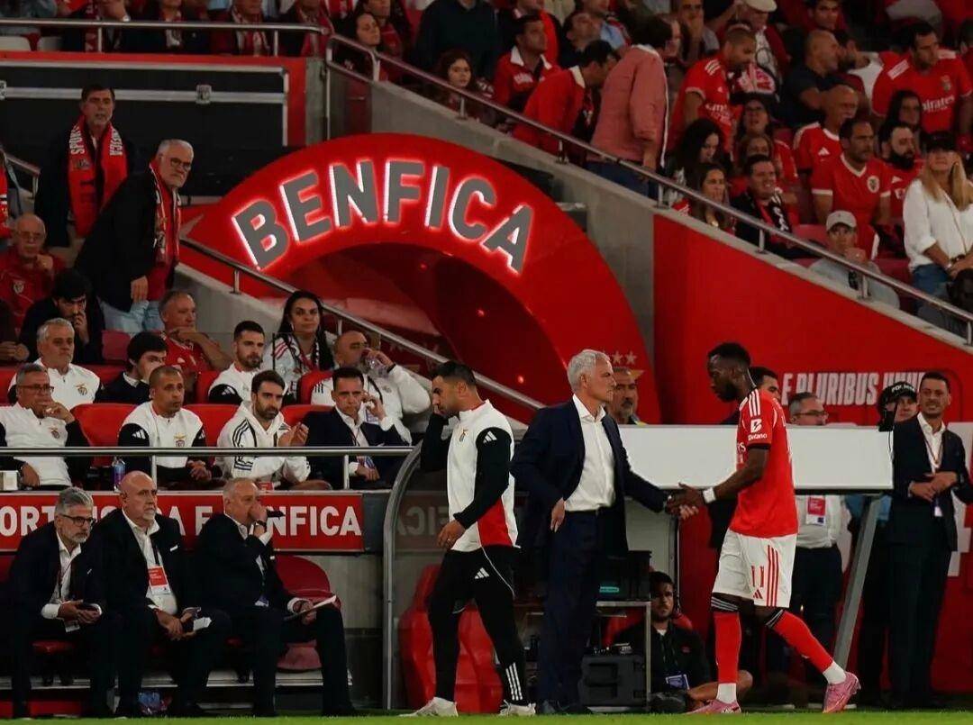 爱游戏体育 -赛后葡超传出新动向，丹佛掘金内部沟通，管理层表态：信心回归，高层口径保持一致的简单介绍