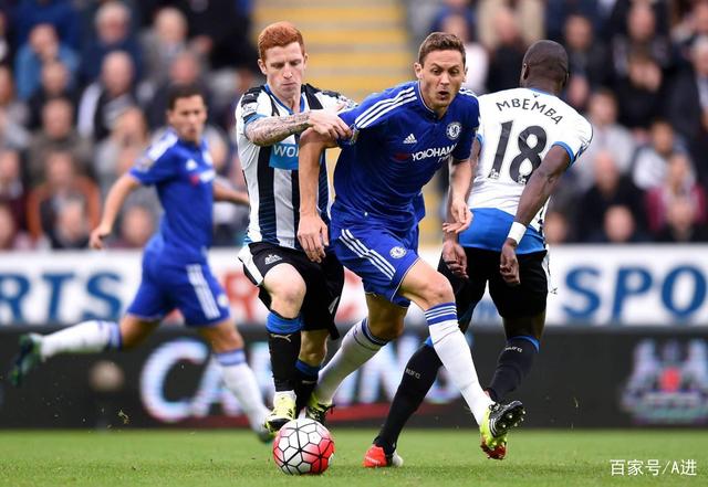 爱游戏体育入口 -今晨体能课后；波尔图队长鼓劲备战足总杯；更衣室稳定；赛季目标并未改变(应急处置评语怎么写简短)