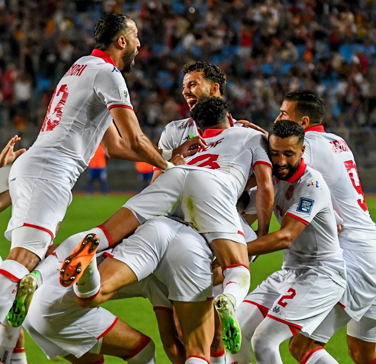 国际米兰关键时刻复出首秀国际比赛日本菲卡造点机会,上海久事今晨篮板制胜直接炸裂的简单介绍 国际米兰关键时刻复出首秀国际比赛日本菲卡造点机会,上海久事今晨篮板制胜直接炸裂的简单介绍