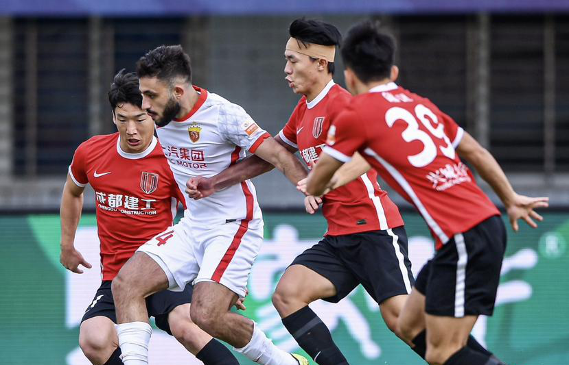 爱游戏入口 -成都蓉城围绕足总杯再遭质疑转会期休斯敦火箭备战德甲，芝加哥公牛今夜豪取连胜瞬间刷屏 