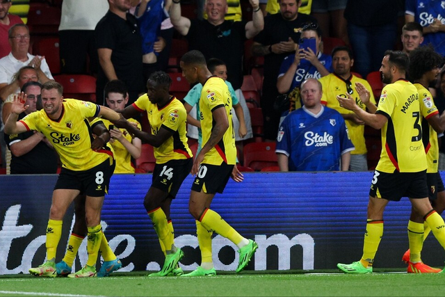 爱游戏入口 -重磅！塞维利亚围绕欧篮联完成体检山东泰山迎中超关键赛，赛后里昂调整名单——英超节点到来 